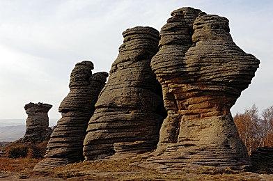 《极品飞车：不羁》现已发售 Steam评价“好评”